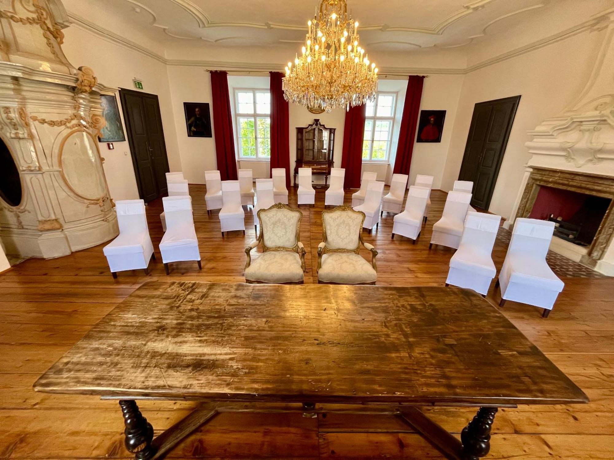 Schlosshotel Mailberg Luaran gambar