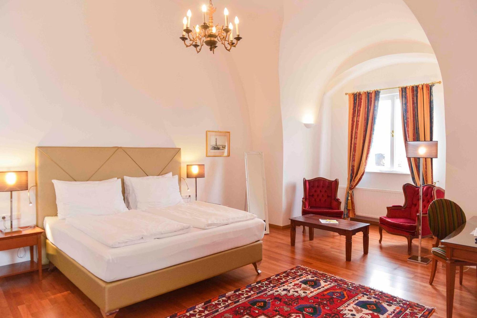 Schlosshotel Mailberg Luaran gambar
