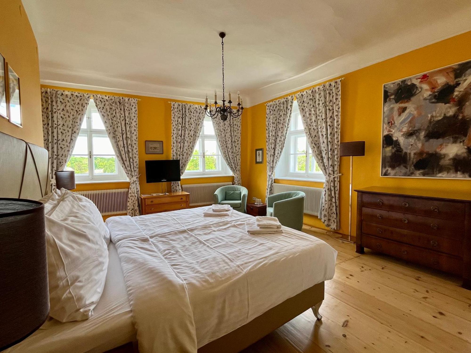 Schlosshotel Mailberg Luaran gambar